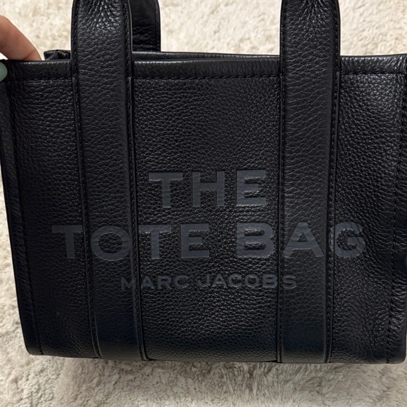 NWOT Marc Jacobs Small Black Leather Tote - Picture 2 of 10